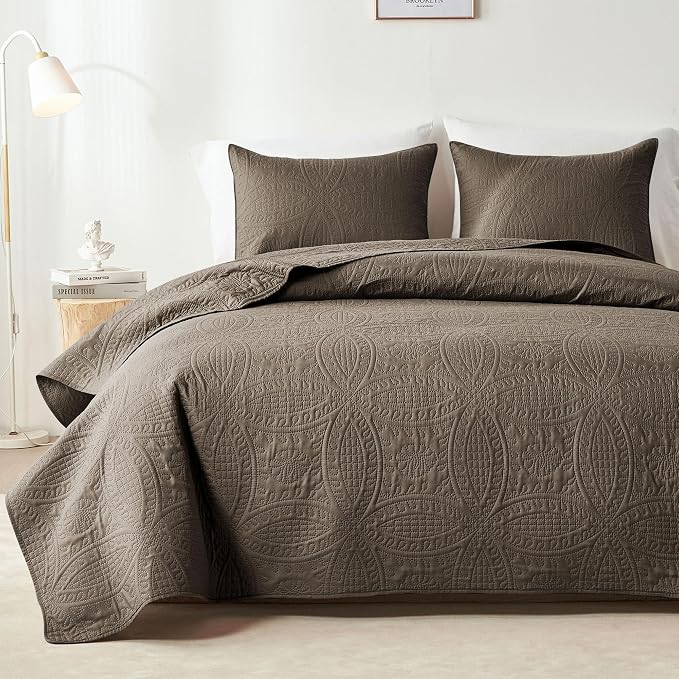akkialla Mocha Brown Full/Queen Quilt Set, Ultrasonic Lightweight Bedspread by akkialla