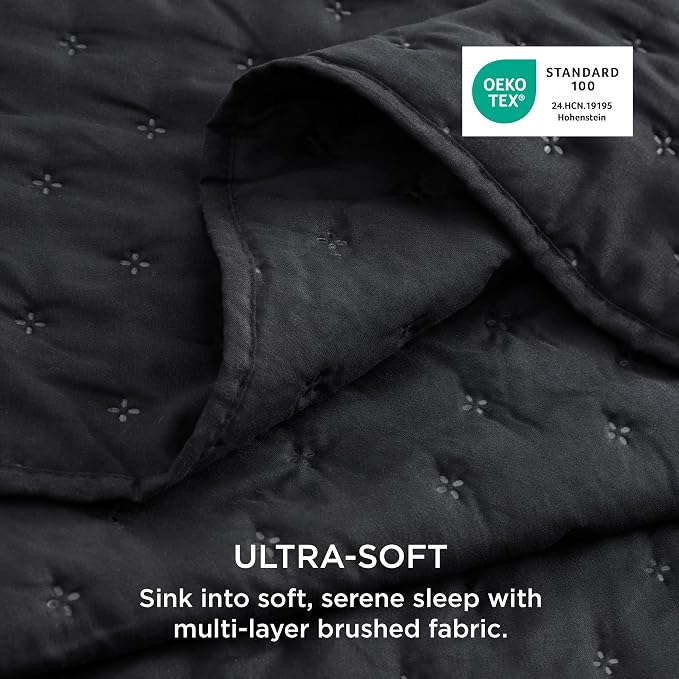Bedsure Quilts Queen Size Bedspread, Lightweight Comforter, Modern Clover - Image 3