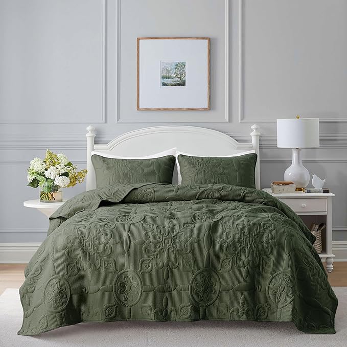 Damask Quilt King Size Bedding Sets by B2EVER