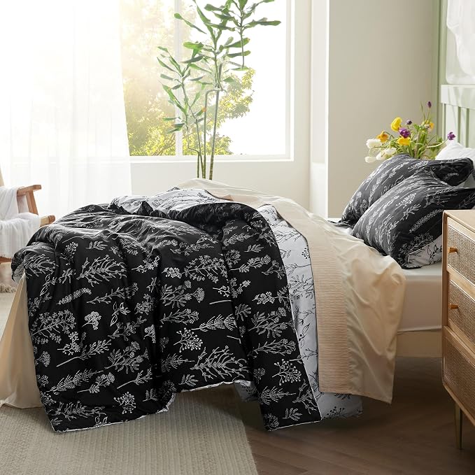 Bedsure Black Full Comforter Set - Image 4