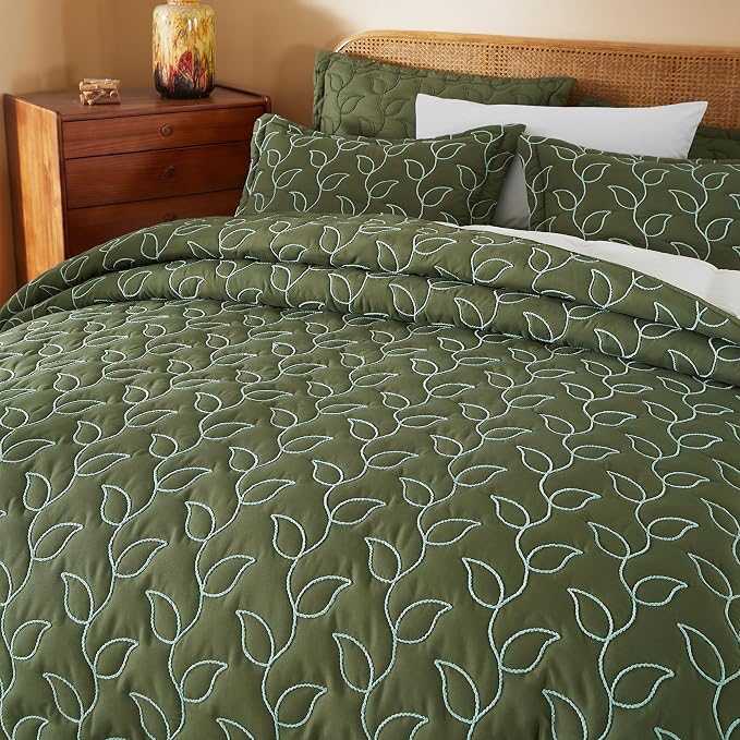 EVENHUG Quilt Queen Size Bedding Set by EVENHUG