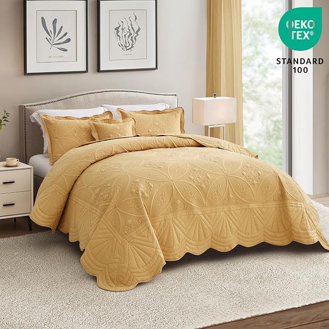 DaisyHuang Oversized Bedspread - Image 3