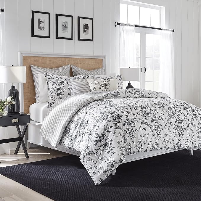 Laura Ashley - Queen Comforter Set, Soft & Reversible Cotton Bedding, Medium - Image 2