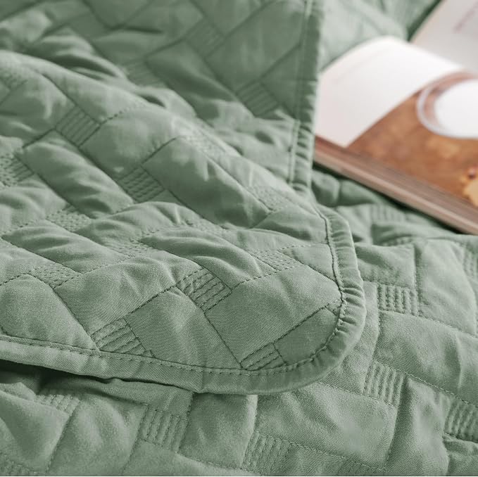 Bedsure King Size Quilt, Lightweight Comforter Set, Sage Green Bedspread | - Image 5