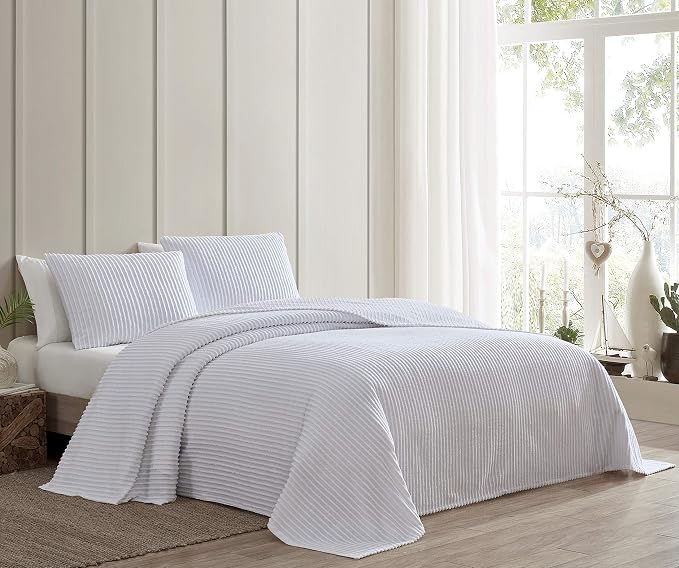 Beatrice Home Fashions Channel Chenille Standard Sham, lightweight tufted 100% - Image 2