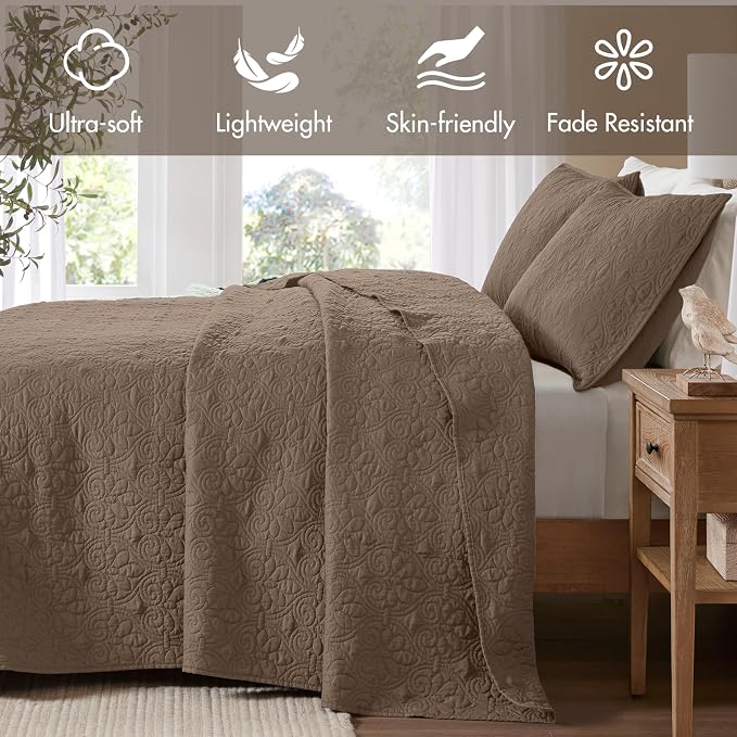 Madison Park Queen Quilt Bedding Set, Cottage-Inspired Damask, Classic Stitch - Image 2