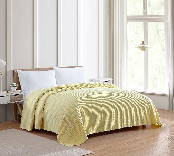 Beatrice Home Fashions Full Channel Chenille Bedspread, lightweight tufted 100% - Image 2