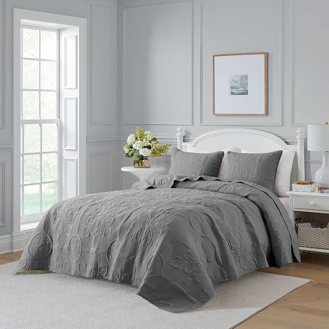 B2EVER Dark Grey Damask Quilt King Size Bedding Sets - Image 2
