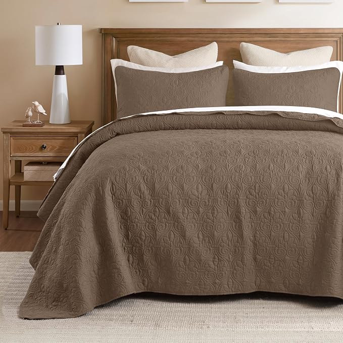 Madison Park King Quilt Bedding Set, Cottage-Inspired Damask, Classic Stitch by MADISONPARK