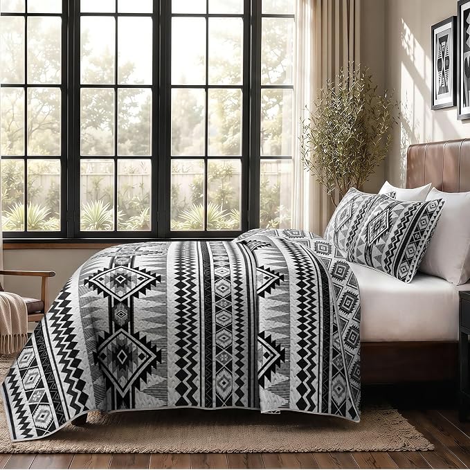 akkialla Reversible Black Boho Queen Quilt Set, 2-Piece Bohemian Aztec - Image 5