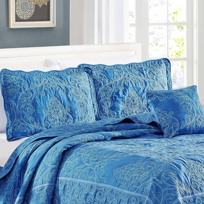 Home Soft Things Damask 4 Piece Bedspread Set, Scalloped Edge Reversible - Image 2