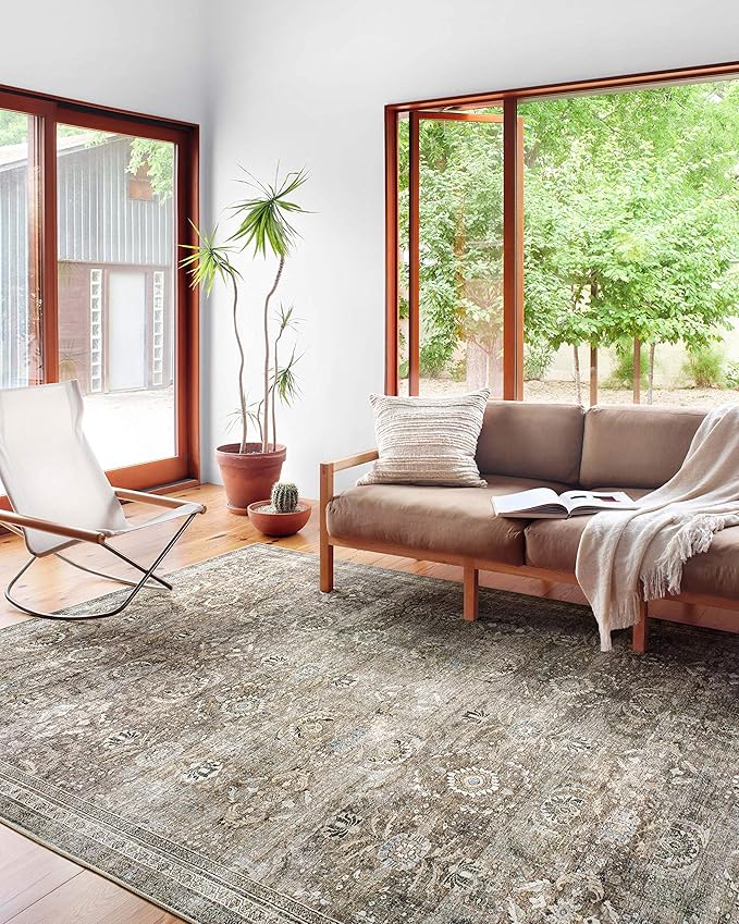 Loloi Layla Collection LAY-13 Antique/Moss 3'-6" x 5'-6" .13" Thick Accent Rug, Soft, Durable, Vintage Inspired, Distressed, Low Pile, Non-Shedding, Easy Clean, Printed, Living Room Rug