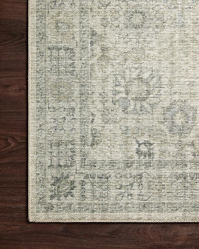 Loloi Skye Collection SKY-14 Natural/Sage 2'-0" x 5'-0" Accent Rug